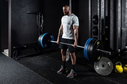 How to Do Romanian Deadlifts Correctly: 7 Setup Steps for Maximum Glute and Hamstring Growth