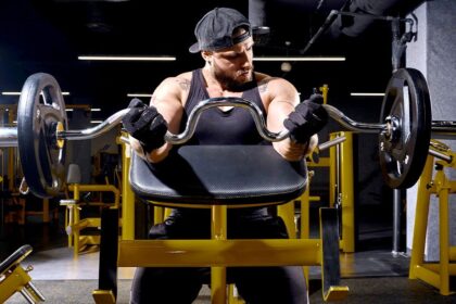 The Ultimate Preacher Curl Setup Guide: 6 Steps to Isolate Your Biceps and Force Max Growth